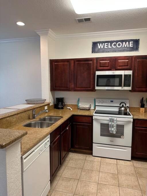Florida Vacation Condo - No Resort Fees 키시미 외부 사진