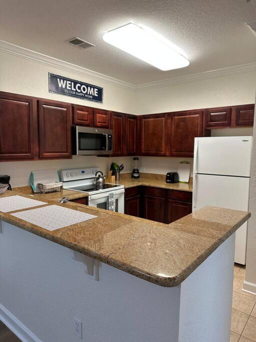 Florida Vacation Condo - No Resort Fees 키시미 외부 사진